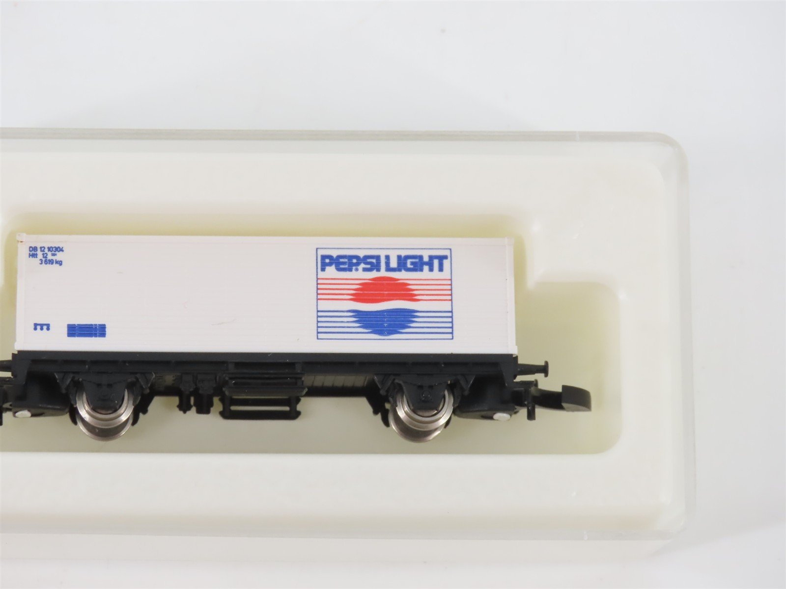 Z Scale Marklin Mini-Club Pepsi Light Container Car