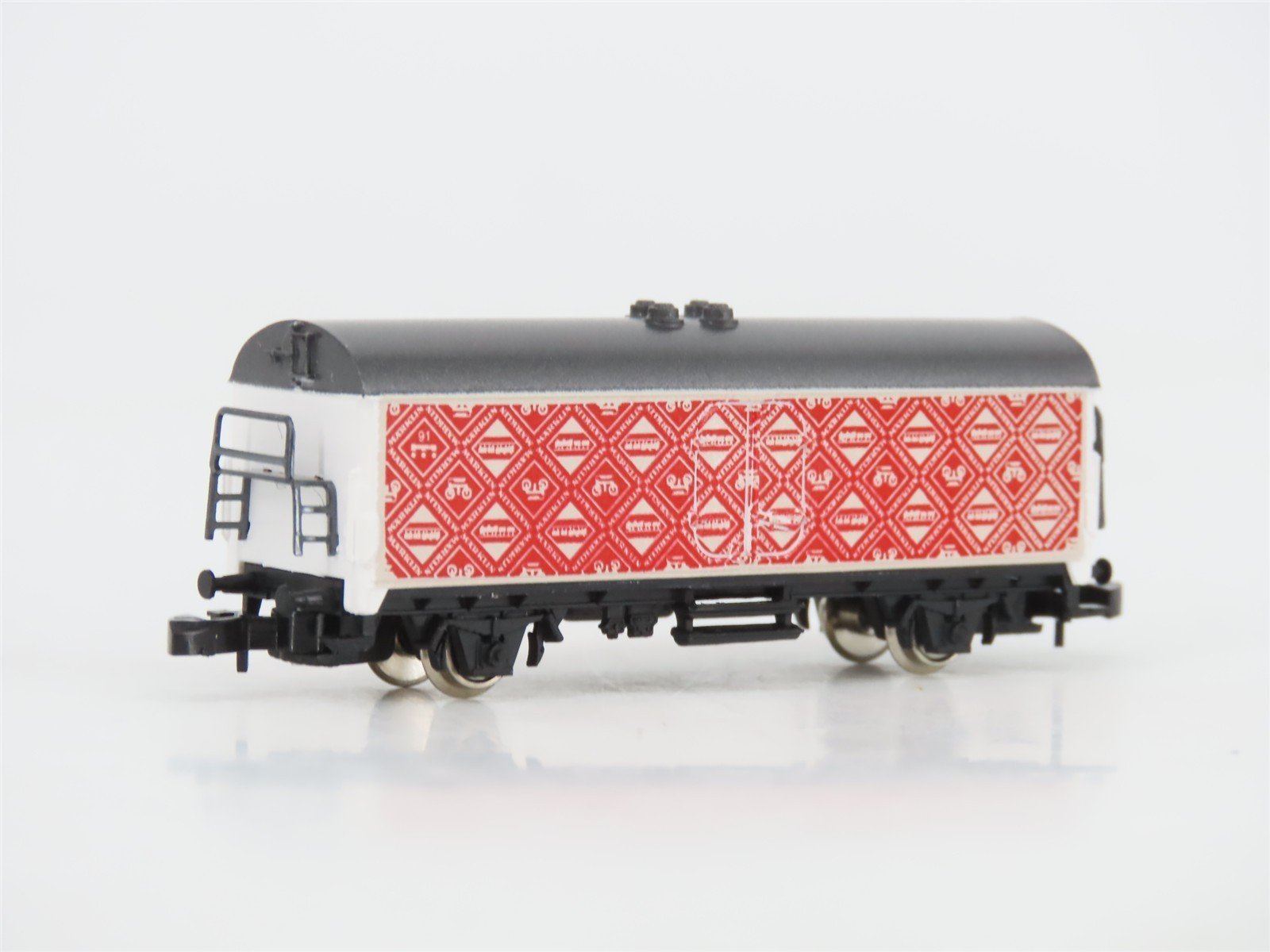 Z Scale Marklin Mini-Club 2453S Special Edition Nostalgia Refrigerator Boxcar