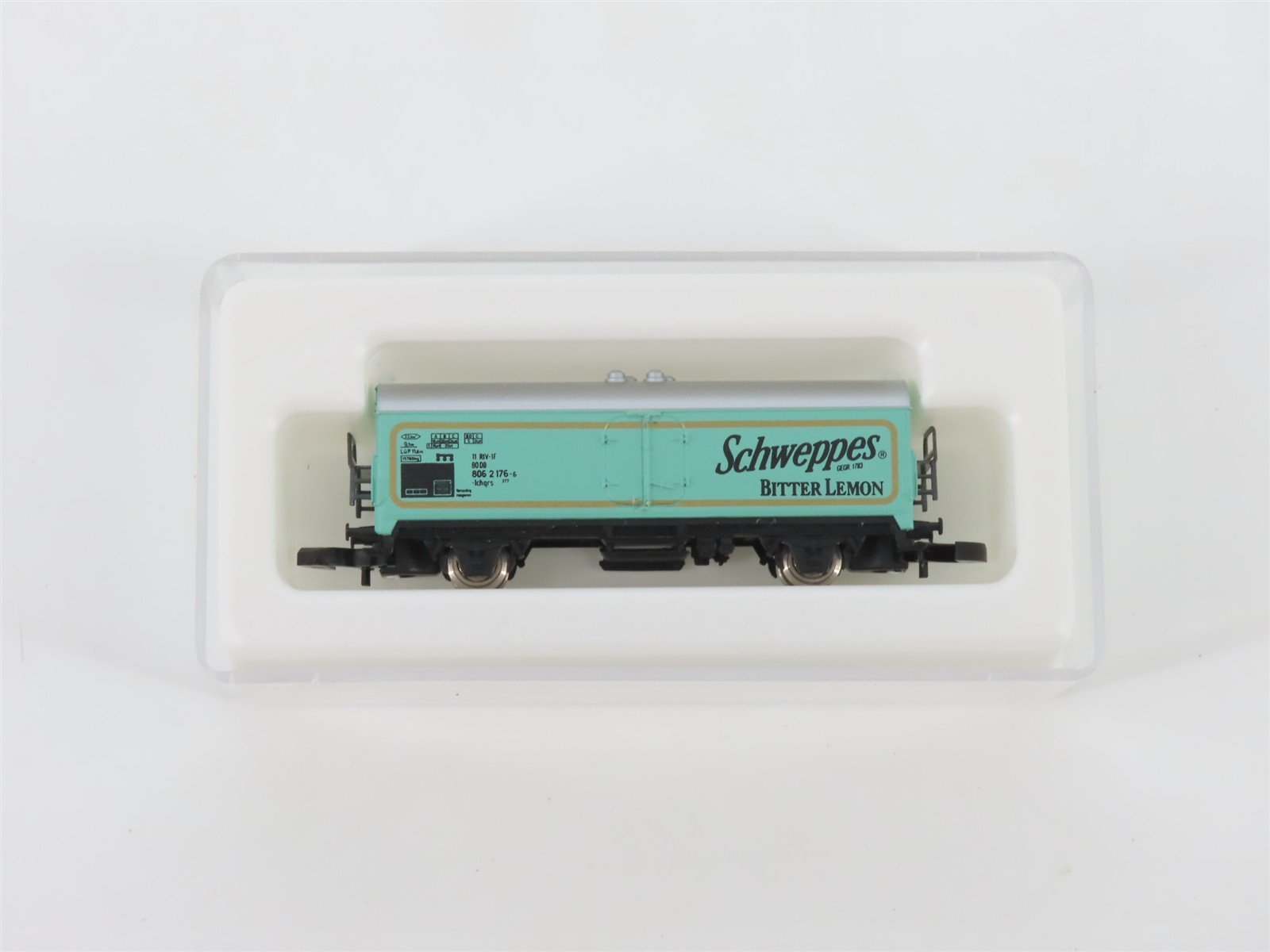Z Scale Marklin Mini-Club Schweppes Bitter Lemon Reefer