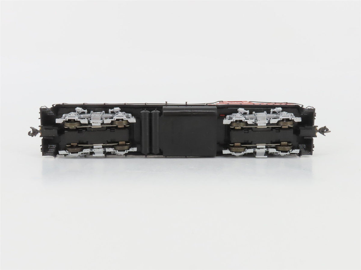 HO Scale Proto 2000 CP Rail GP18 Diesel #8839 w/ DCC - Customized - BAD GEARS