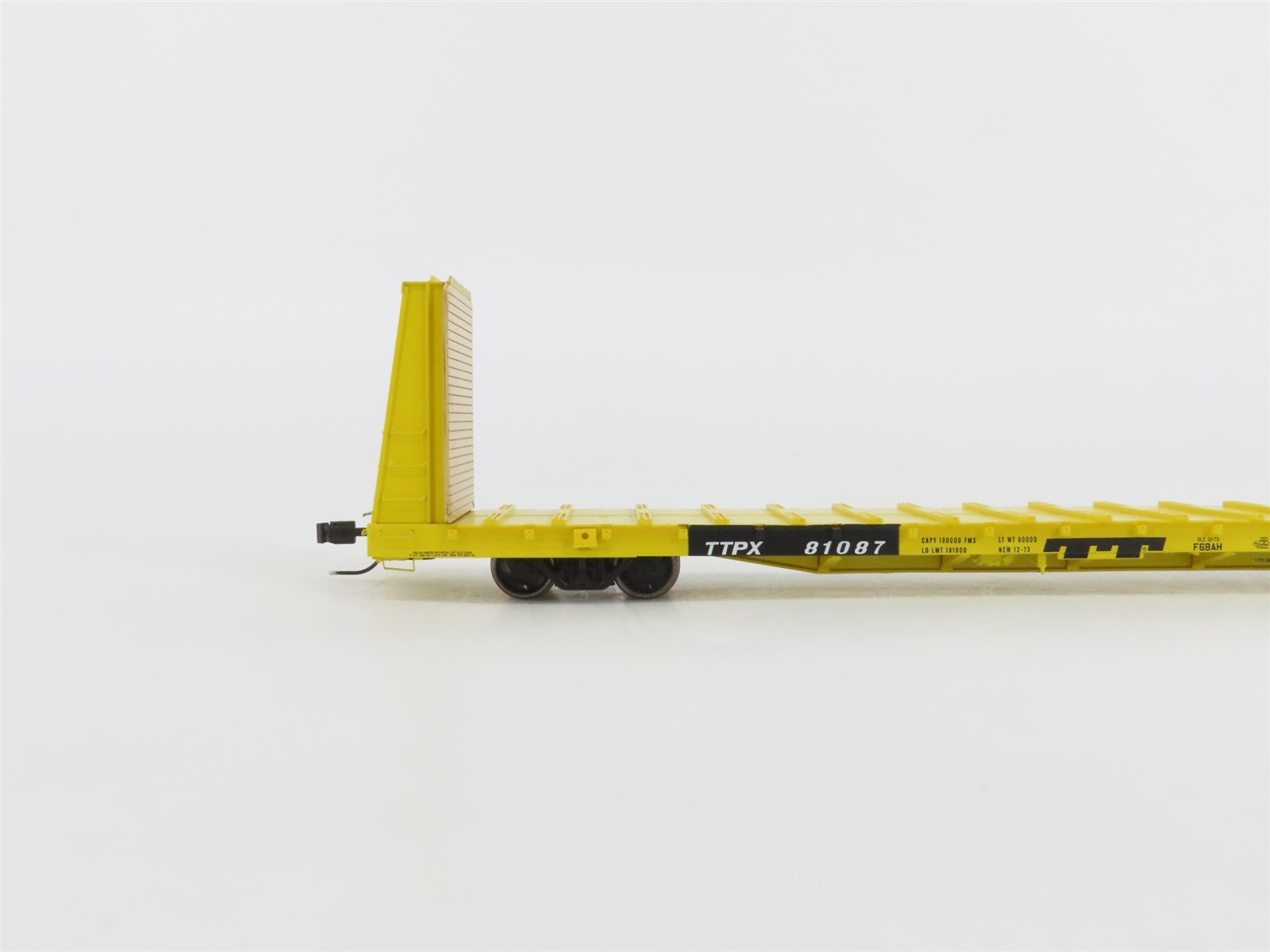 HO Scaletrains Rivet Counter SXT31164 TTPX Trailer Train Bulkhead Flat Car 81087