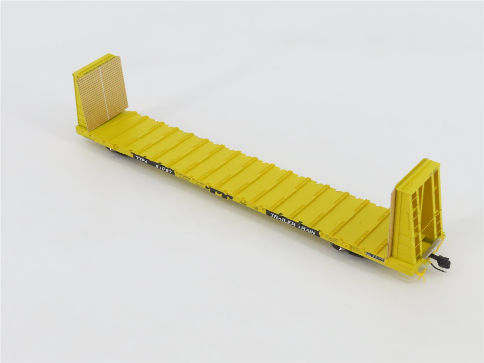 HO Scaletrains Rivet Counter SXT31164 TTPX Trailer Train Bulkhead Flat Car 81087