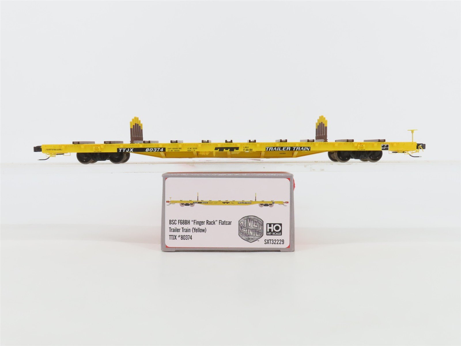 HO Scaletrains Rivet Counter SXT32229 TTJX Trailer Train Flat Car #80374