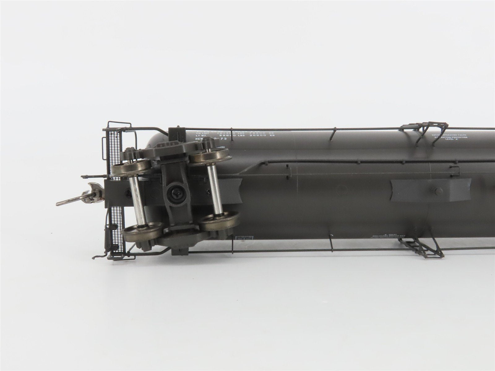 HO Scale Rapido 135005-4 PROX Procor Tank Car #46019