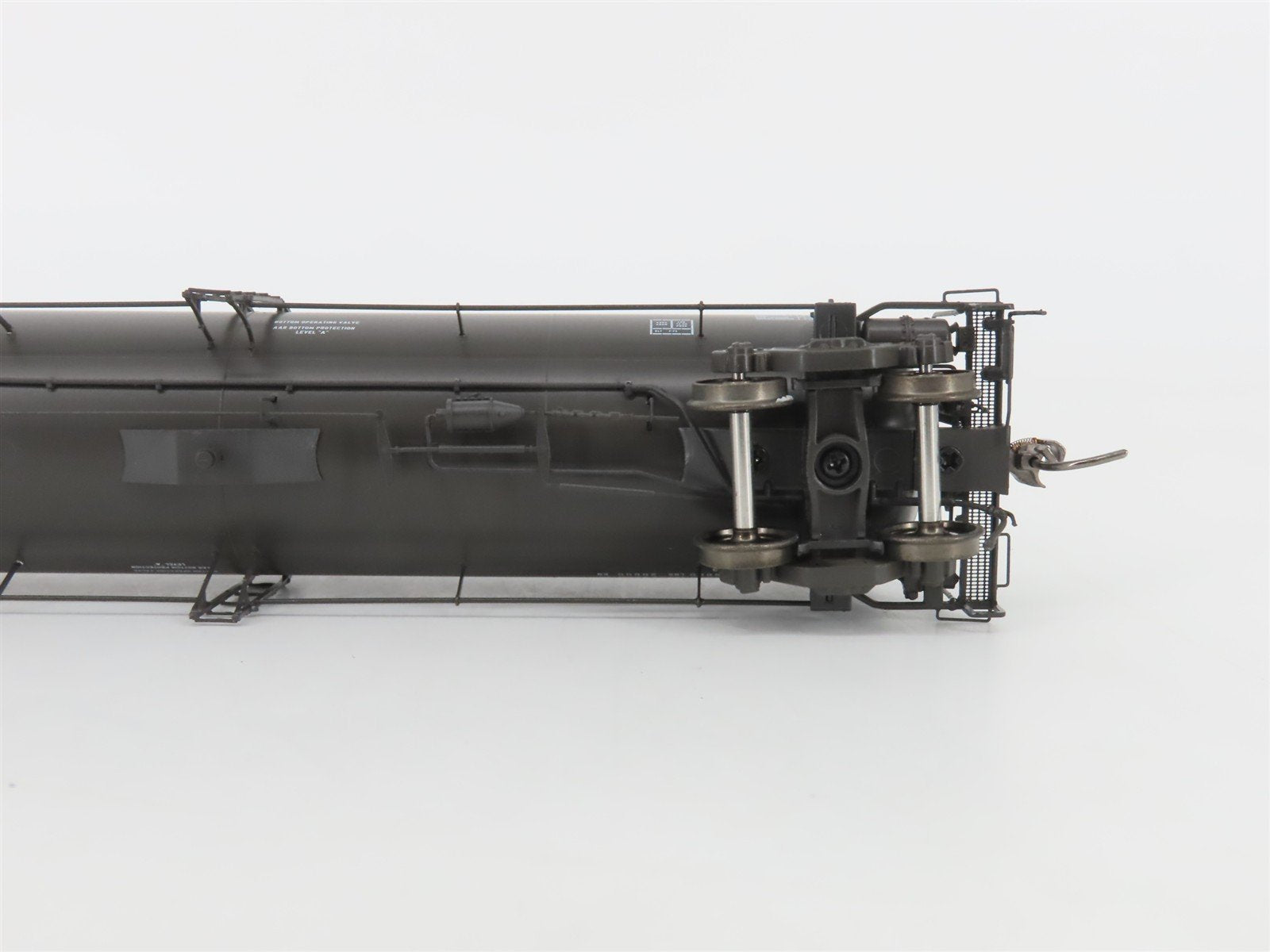 HO Scale Rapido 135005-4 PROX Procor Tank Car #46019