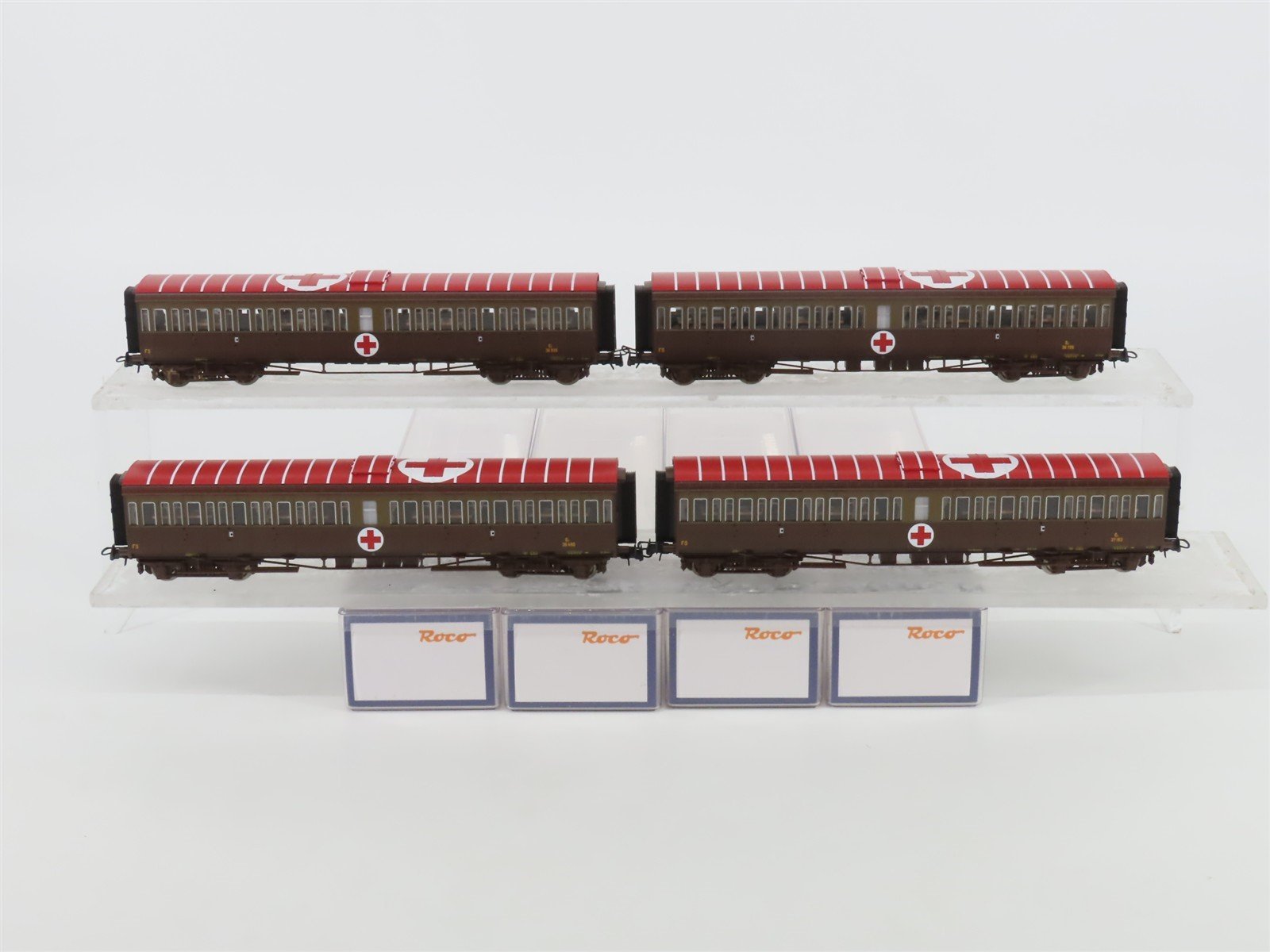 HO Scale Roco 74093 FS Hospital Train Passenger 4-Car Set