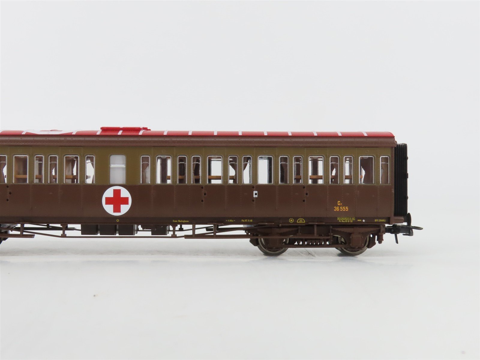 HO Scale Roco 74093 FS Hospital Train Passenger 4-Car Set