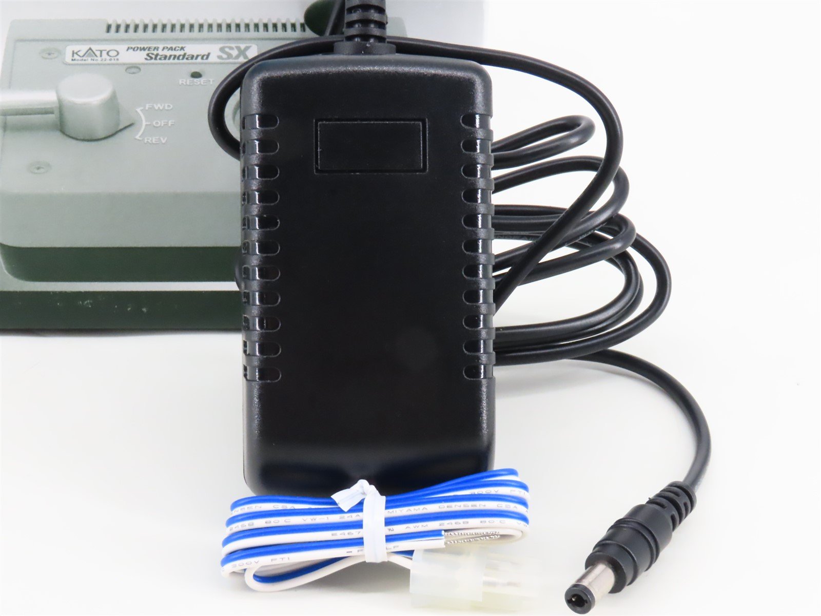 Kato 22-018-1 Power Pack Standard SX DC Transformer