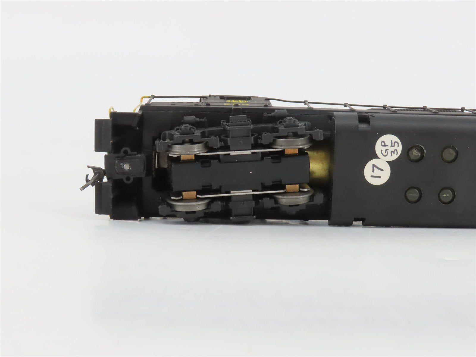 HO Scale Athearn N&W Norfolk & Western EMD GP35 Diesel #205 - Custom