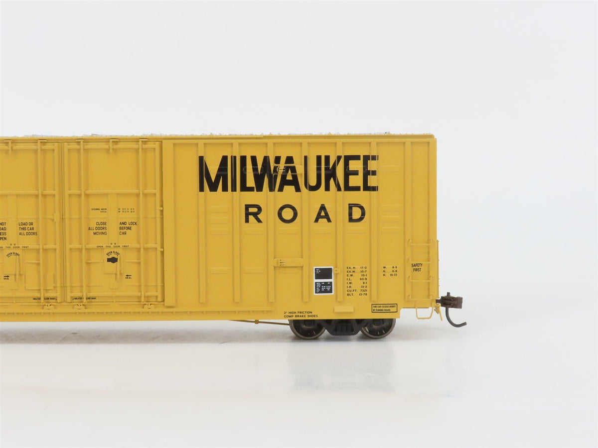 HO Scale Athearn Genesis G4013 MILW Milwaukee Road 60&#39; Box Car #4300