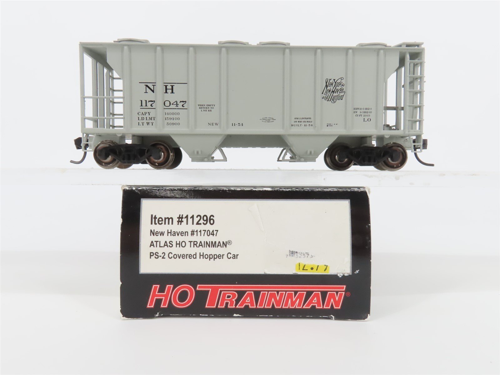 HO Scale Atlas Trainman 11296 NH New Haven Railroad 2-Bay Covered Hopper #117047