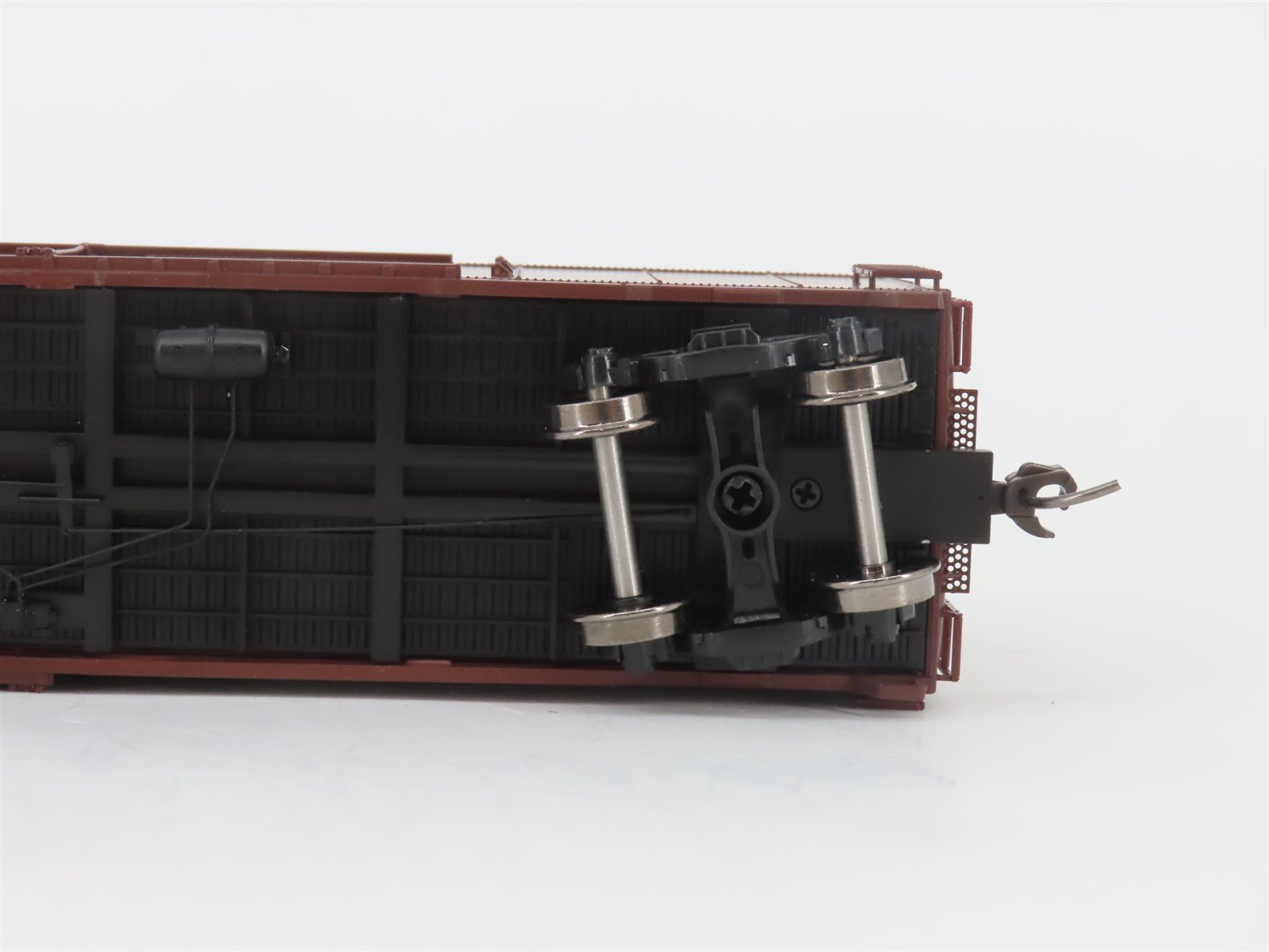 HO Scale Atlas 20006528 CVC Central Vermont 50' Newsprint Box Car #402139