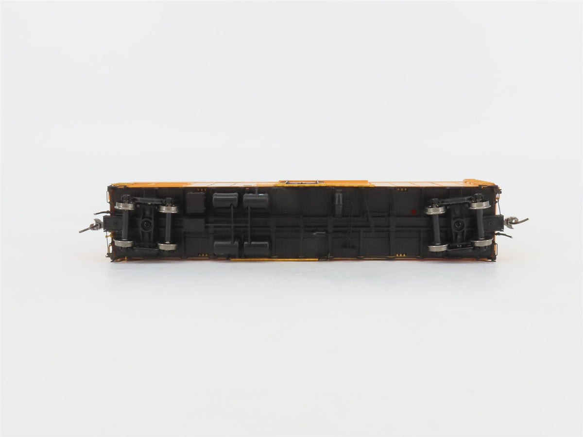 HO Scale Rapido 156008A SFRD Santa Fe All The Way Mechanical Reefer #2213