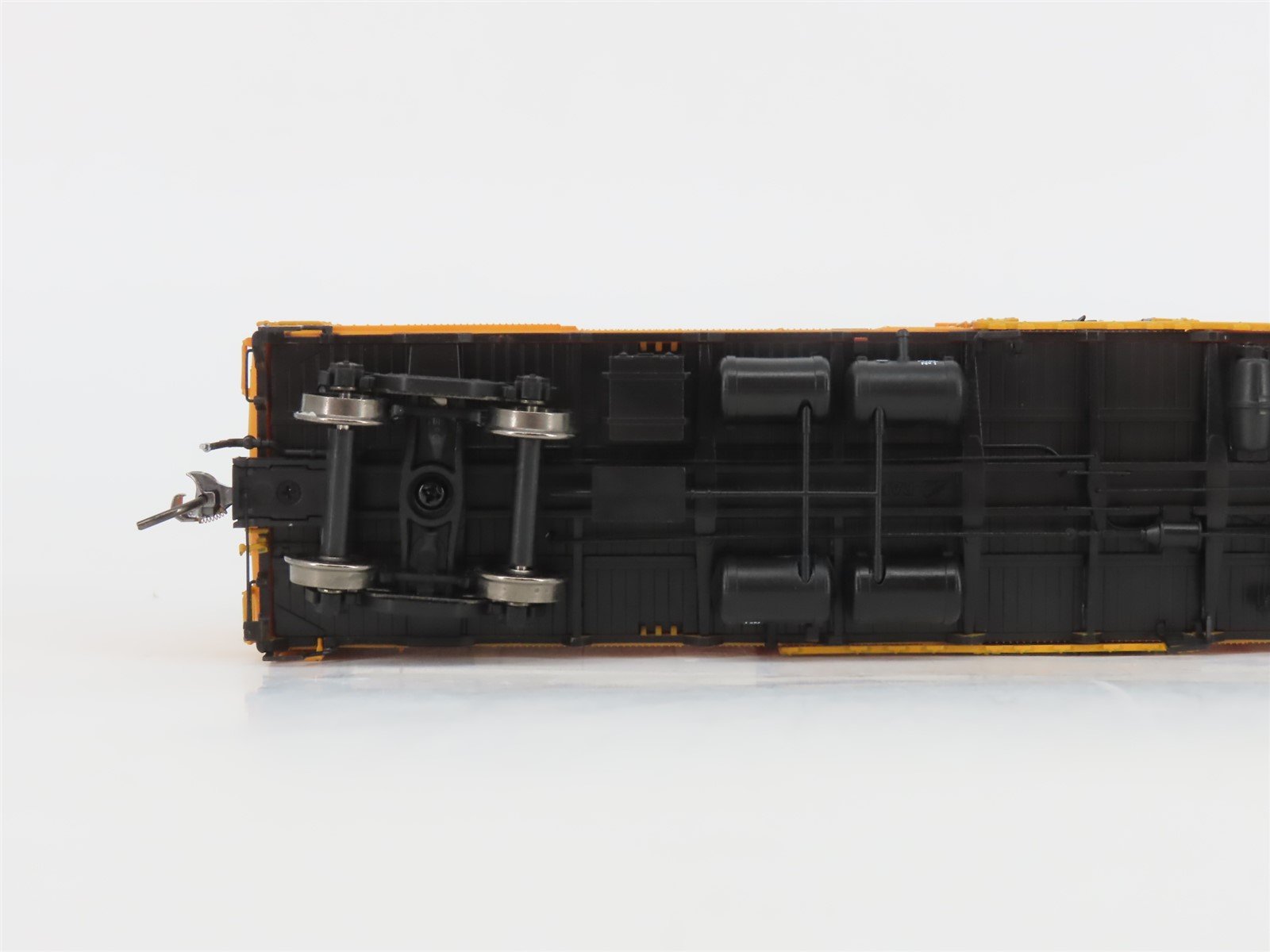 HO Scale Rapido 156008A SFRD Santa Fe All The Way Mechanical Reefer #2213