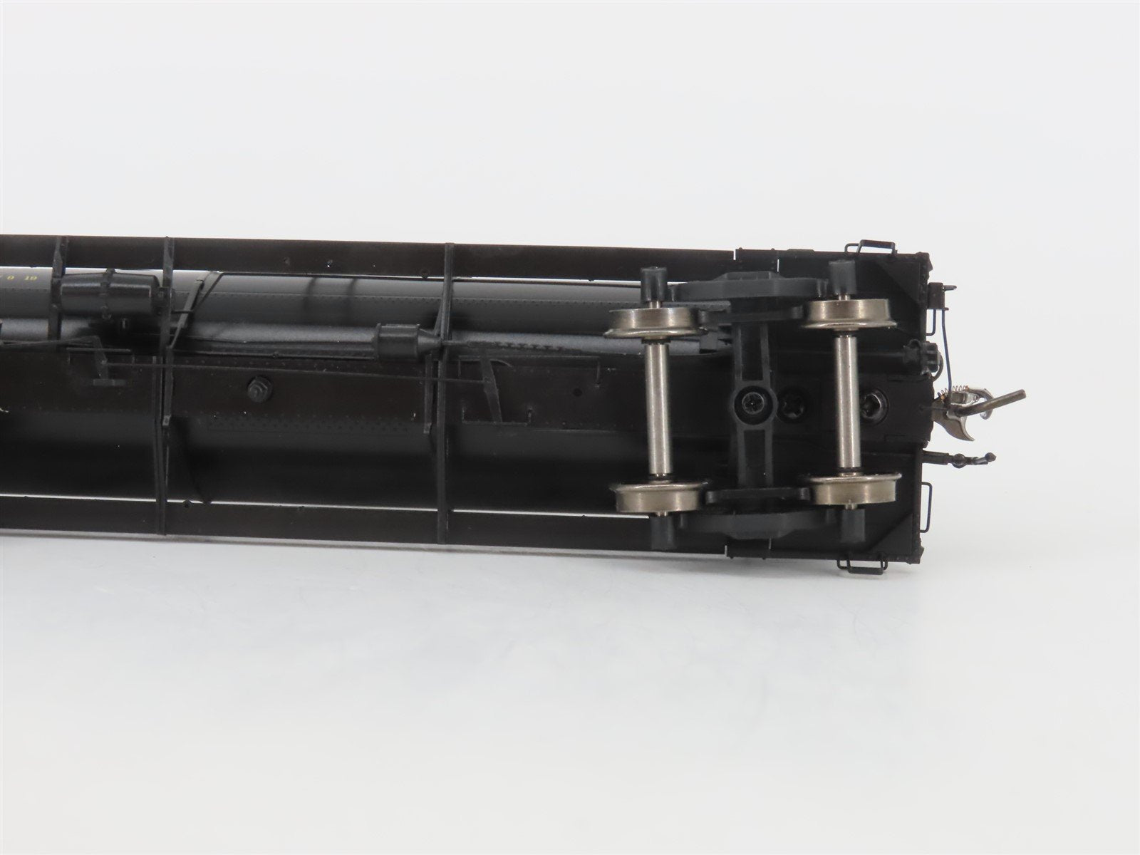 HO Scale Rapido 159006A UTLX Union Single Dome Tank Car #32614