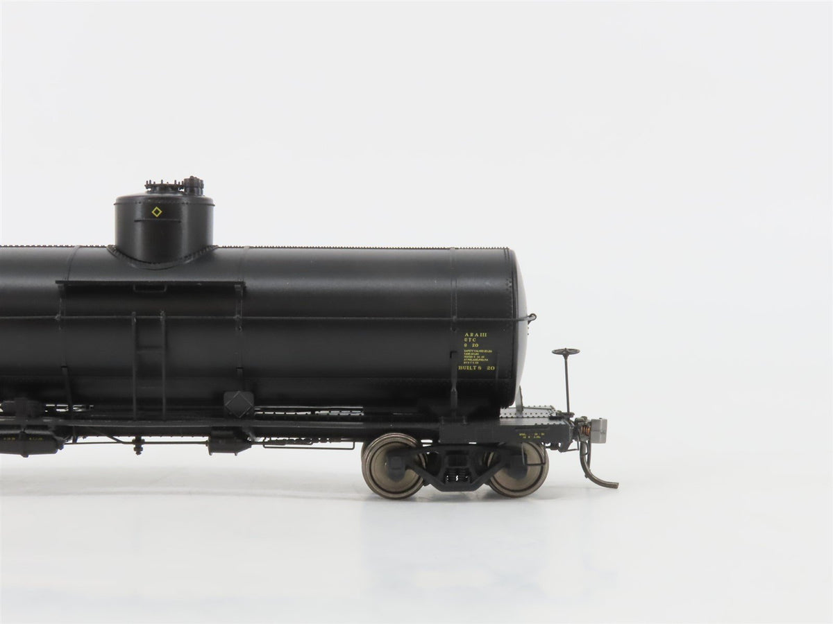 HO Scale Rapido 159008A UTLX Procor Limited Single Dome Tank Car #32955