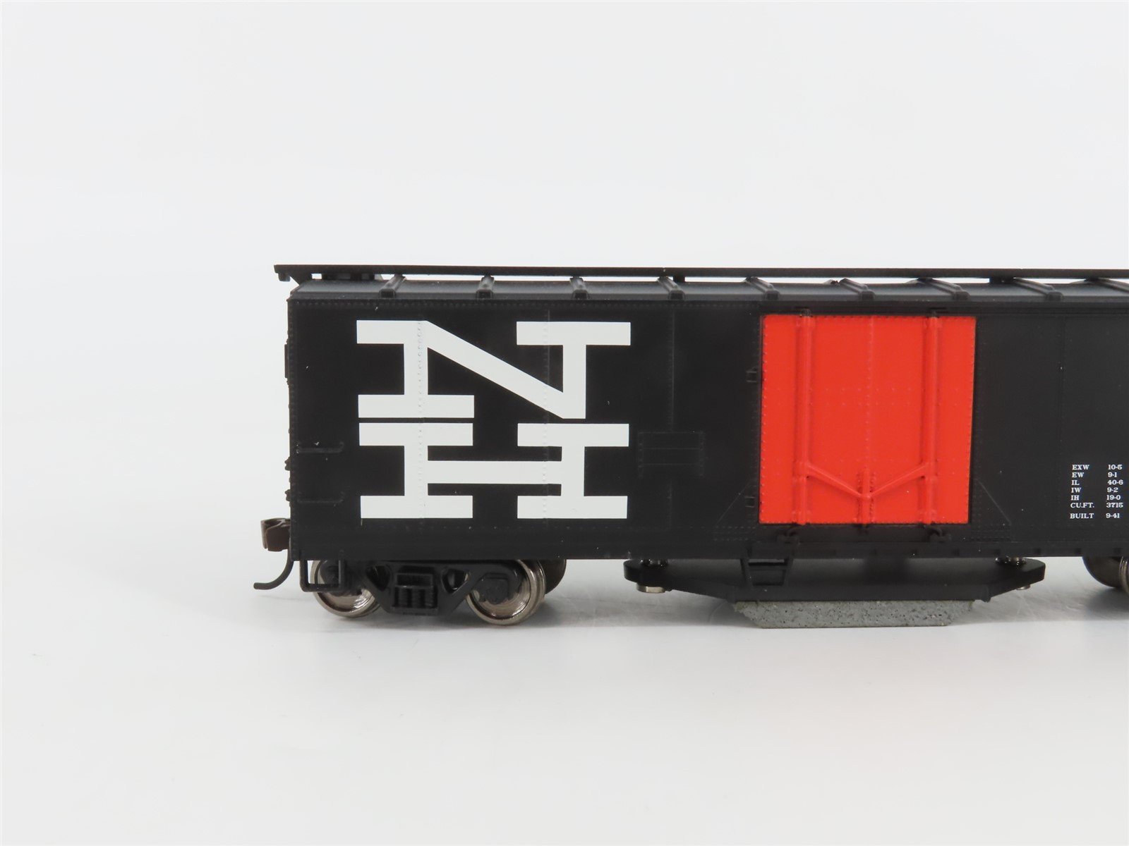 HO Scale Walthers Trainline 931-1755 NH New Haven Track Cleaning Car #36833