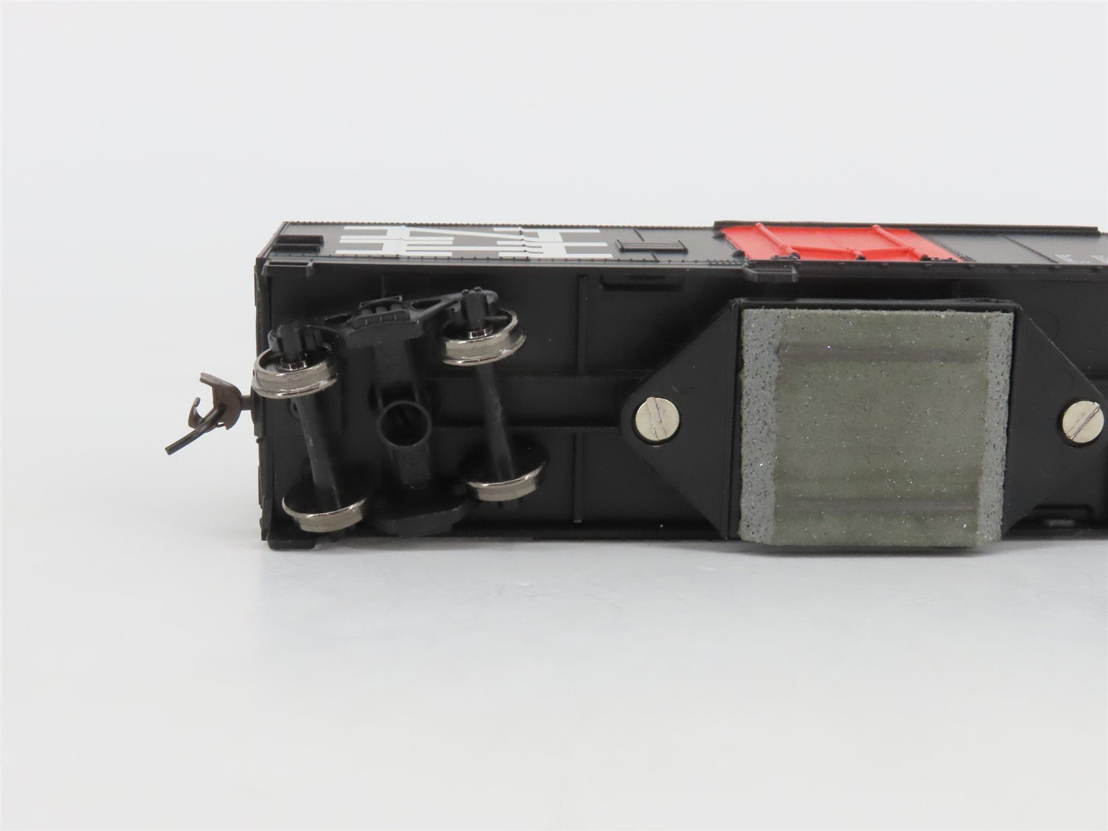 HO Scale Walthers Trainline 931-1755 NH New Haven Track Cleaning Car #36833