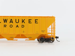 HO Scale PROTO 2000 23779 MILW Milwaukee Road 3-Bay Covered Hopper #97533