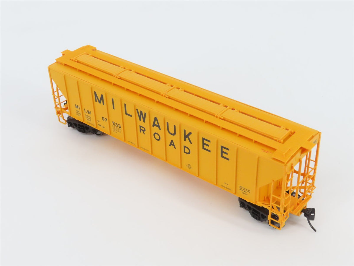 HO Scale PROTO 2000 23779 MILW Milwaukee Road 3-Bay Covered Hopper #97533
