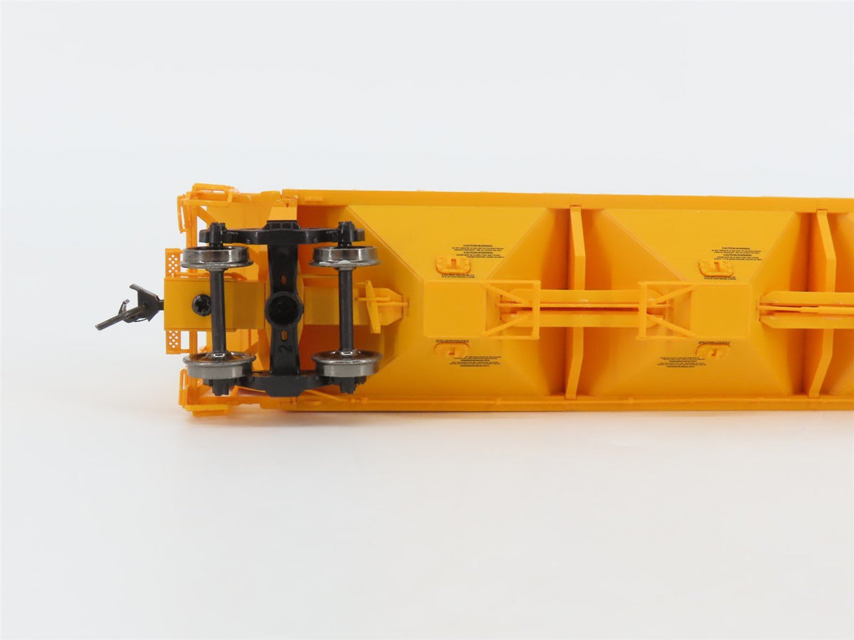 HO Scale PROTO 2000 23779 MILW Milwaukee Road 3-Bay Covered Hopper #97533