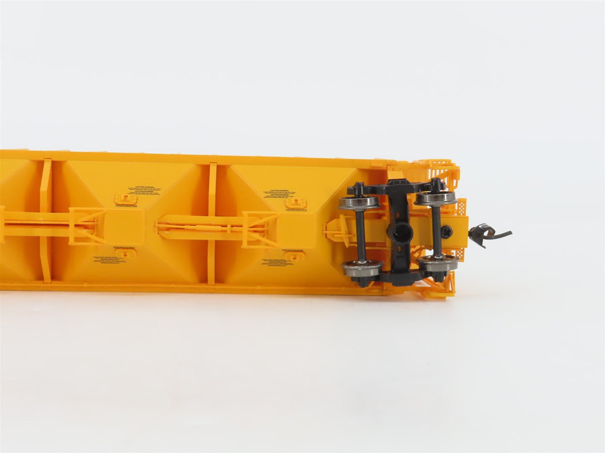 HO Scale PROTO 2000 23779 MILW Milwaukee Road 3-Bay Covered Hopper #97533