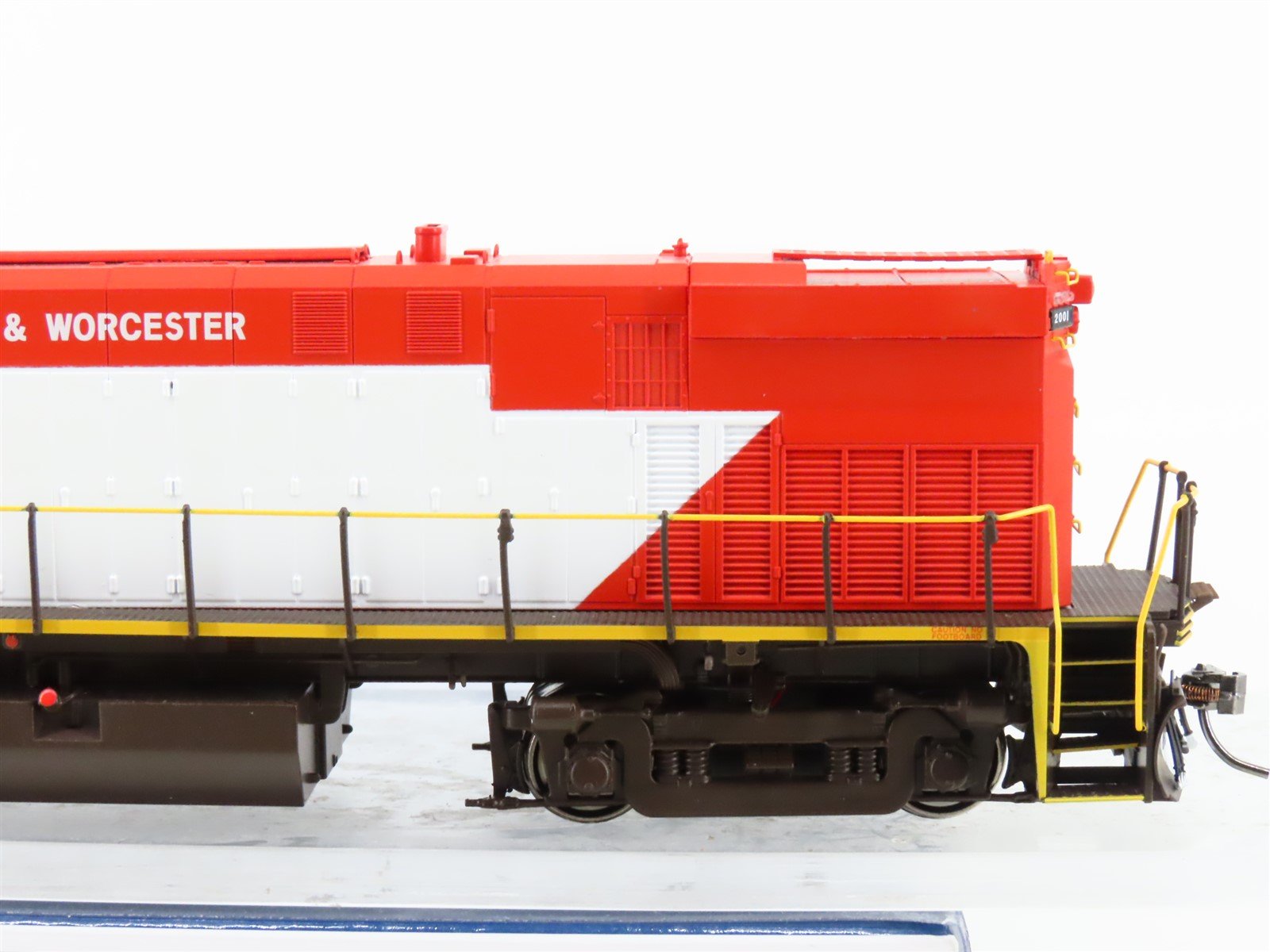 HO Scale Rapido 33540 P&W Providence & Worcester M420R Diesel 2001 w/DCC & Sound