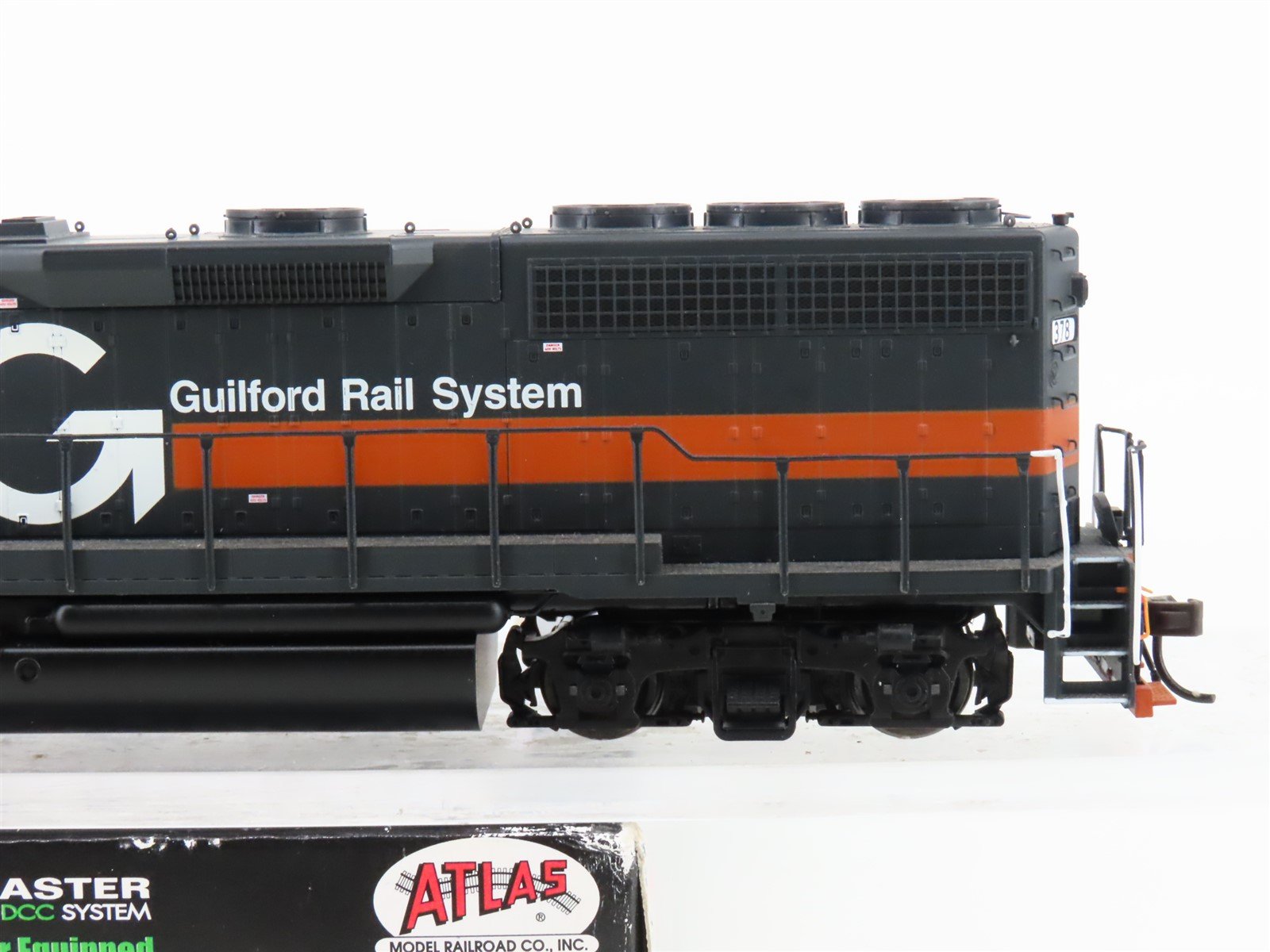HO Scale Atlas Master 8942 MEC Guilford Rail GP40 High Hood Diesel #378 w/ DCC
