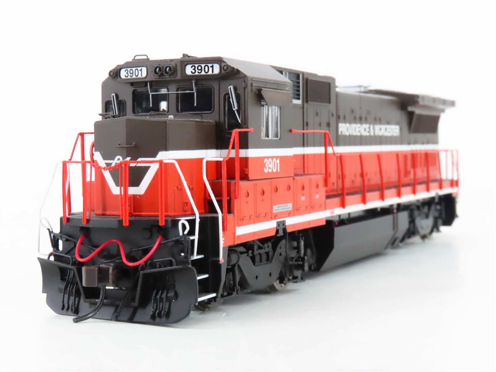 HO Scale Atlas Master 9040 P&W Providence Worcester Dash 8-40B Diesel 3901 w/DCC