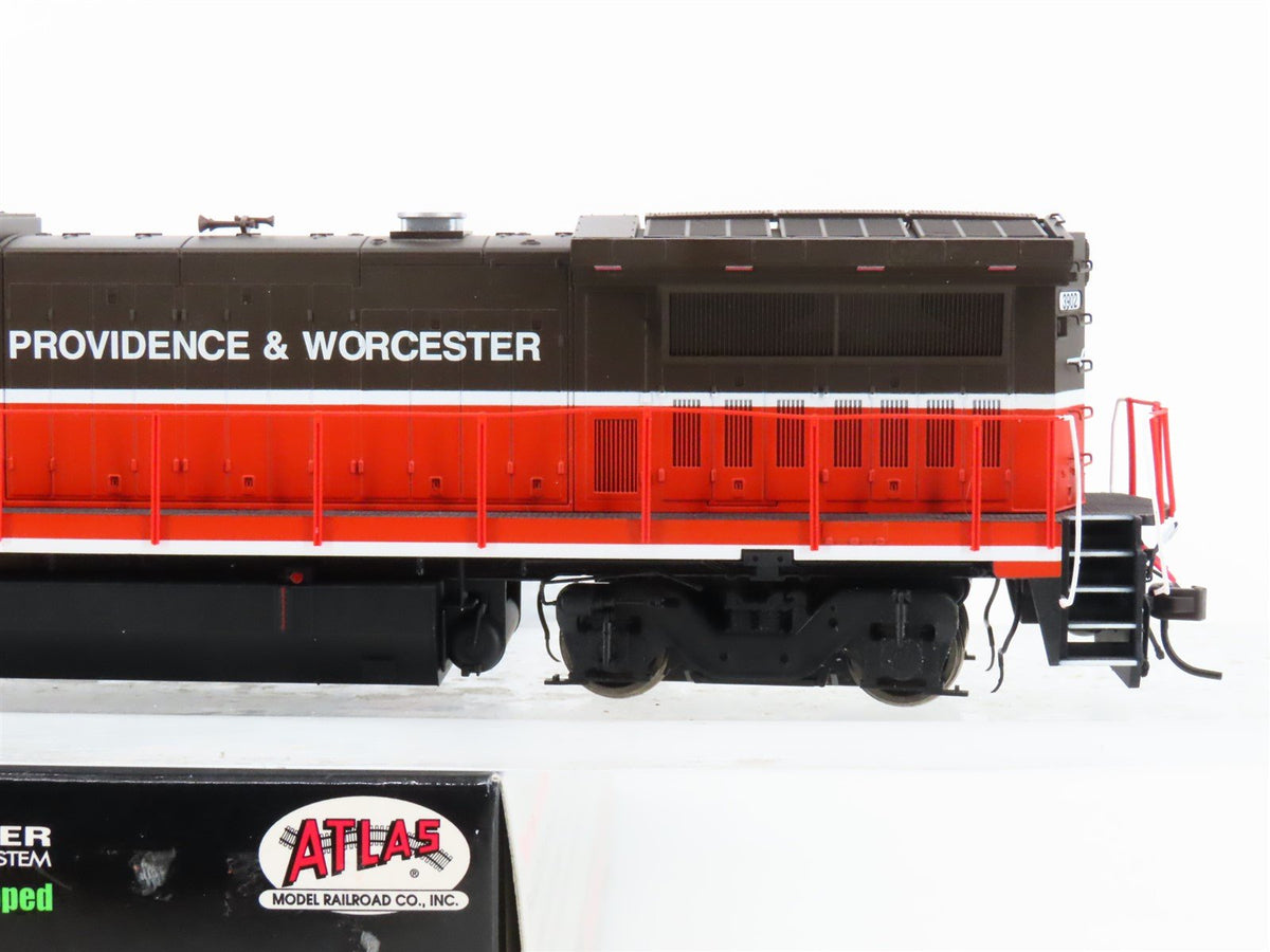 HO Scale Atlas Master 9041 P&amp;W Providence Worcester Dash 8-40B Diesel 3902 w/DCC