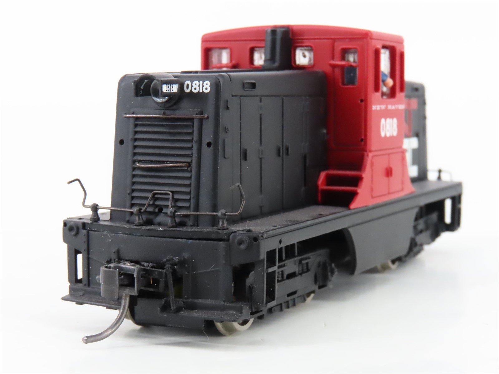 HO Scale Bachmann 80021 NH New Haven GE 44-Tonner Diesel Locomotive #0818