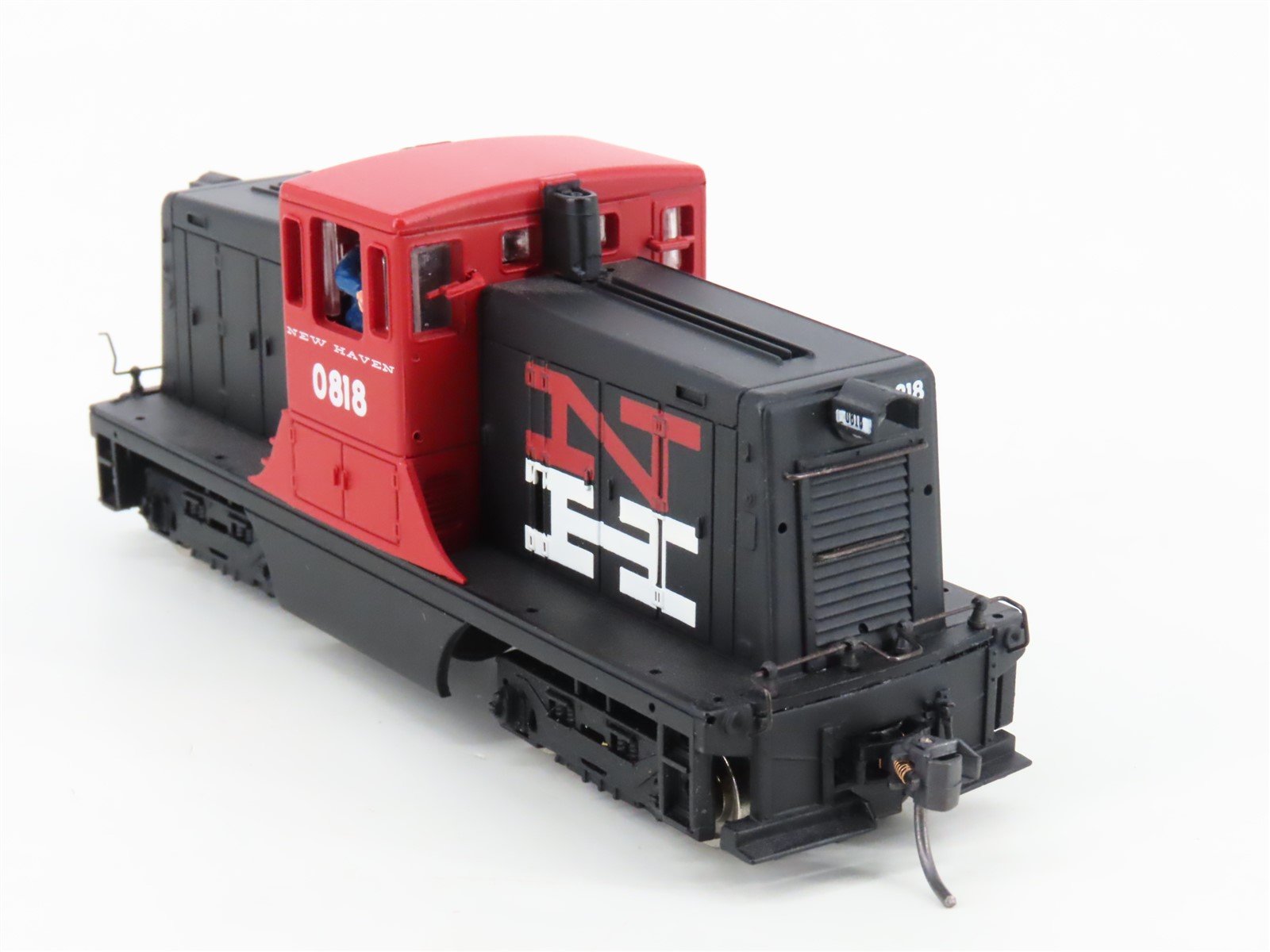 HO Scale Bachmann 80021 NH New Haven GE 44-Tonner Diesel Locomotive #0818