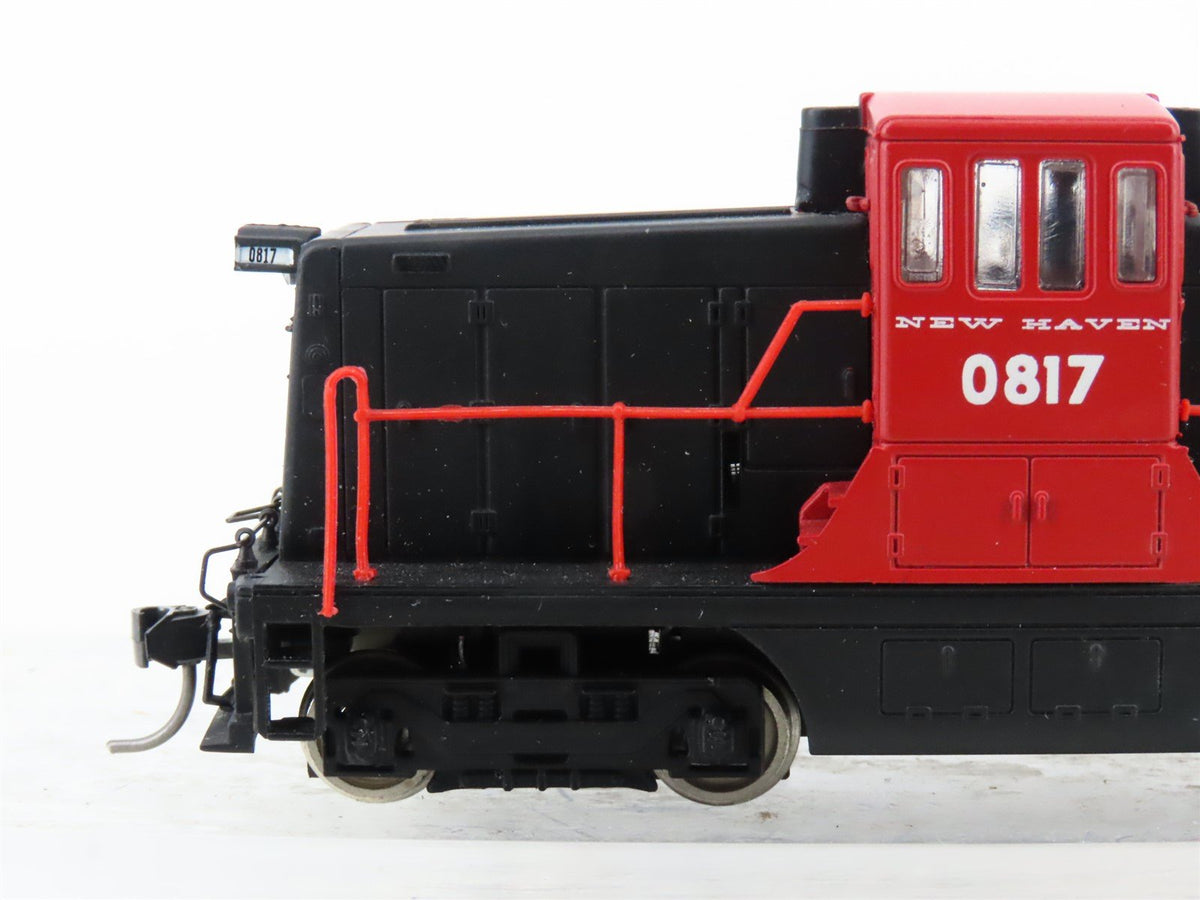 HO Scale Bachmann NH New Haven GE 44-Tonner Diesel Locomotive #0817