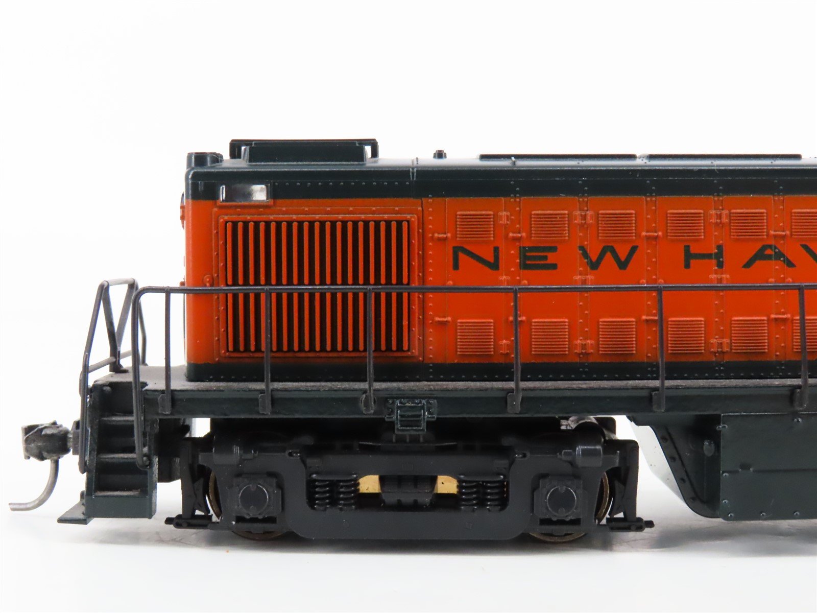 HO Scale KATO NH New Haven RS1 Diesel Locomotive #0667 DCC ONLY