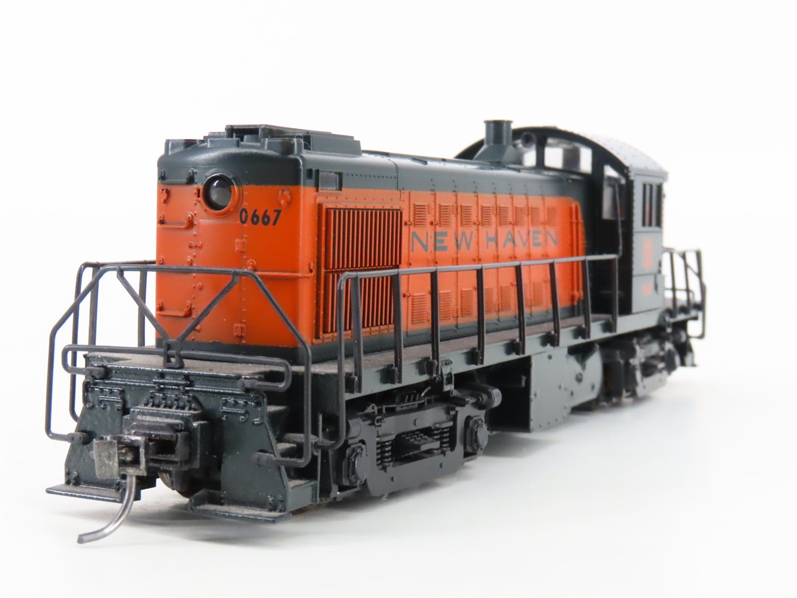 HO Scale KATO NH New Haven RS1 Diesel Locomotive #0667 DCC ONLY