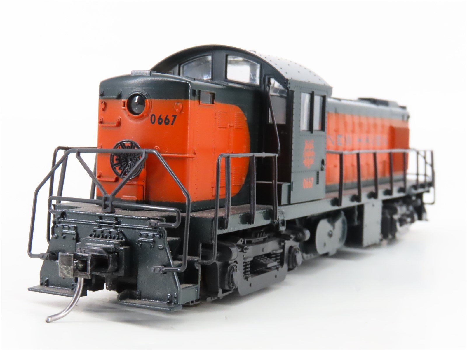 HO Scale KATO NH New Haven RS1 Diesel Locomotive #0667 DCC ONLY