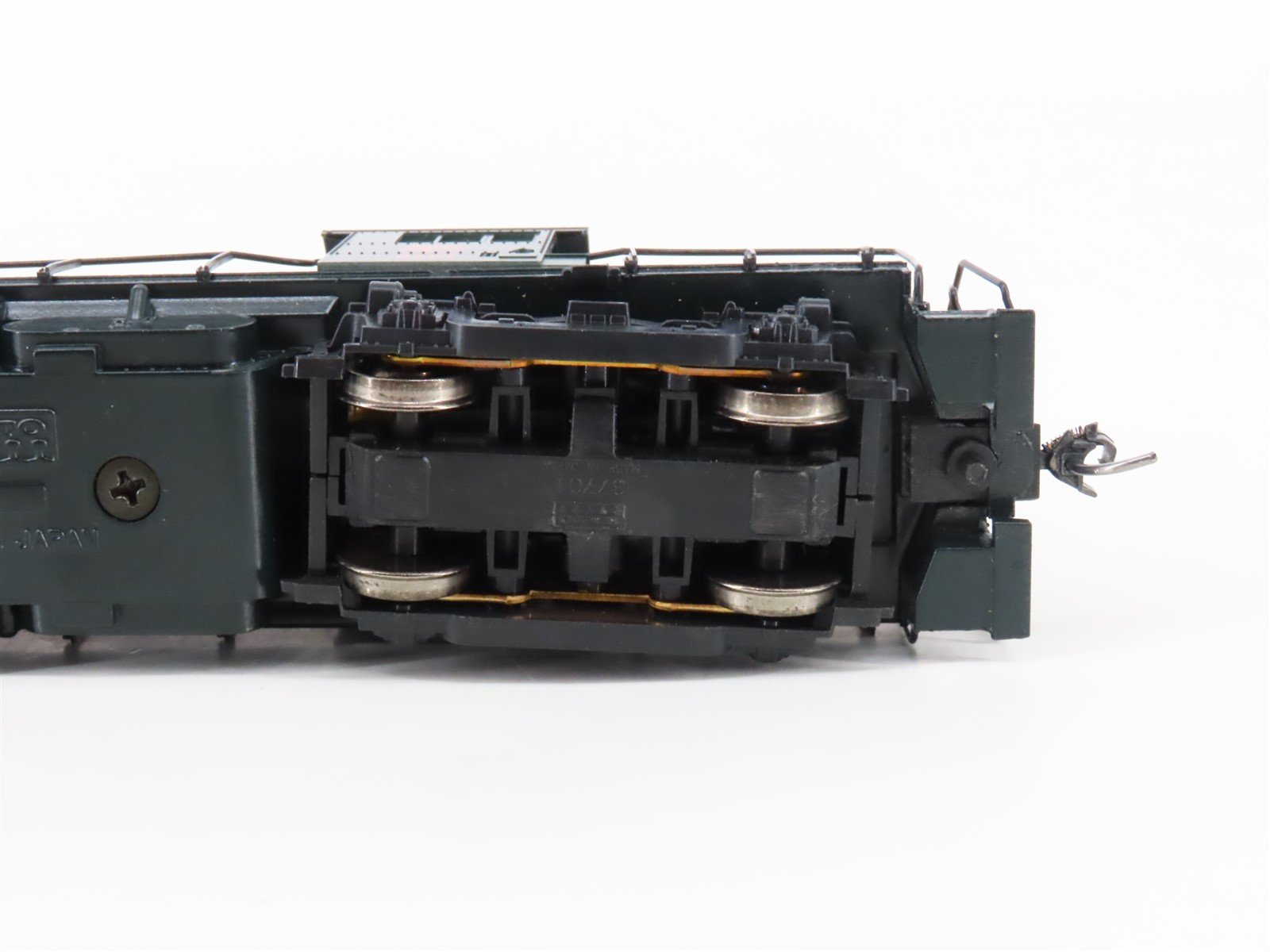 HO Scale KATO NH New Haven RS1 Diesel Locomotive #0667 DCC ONLY