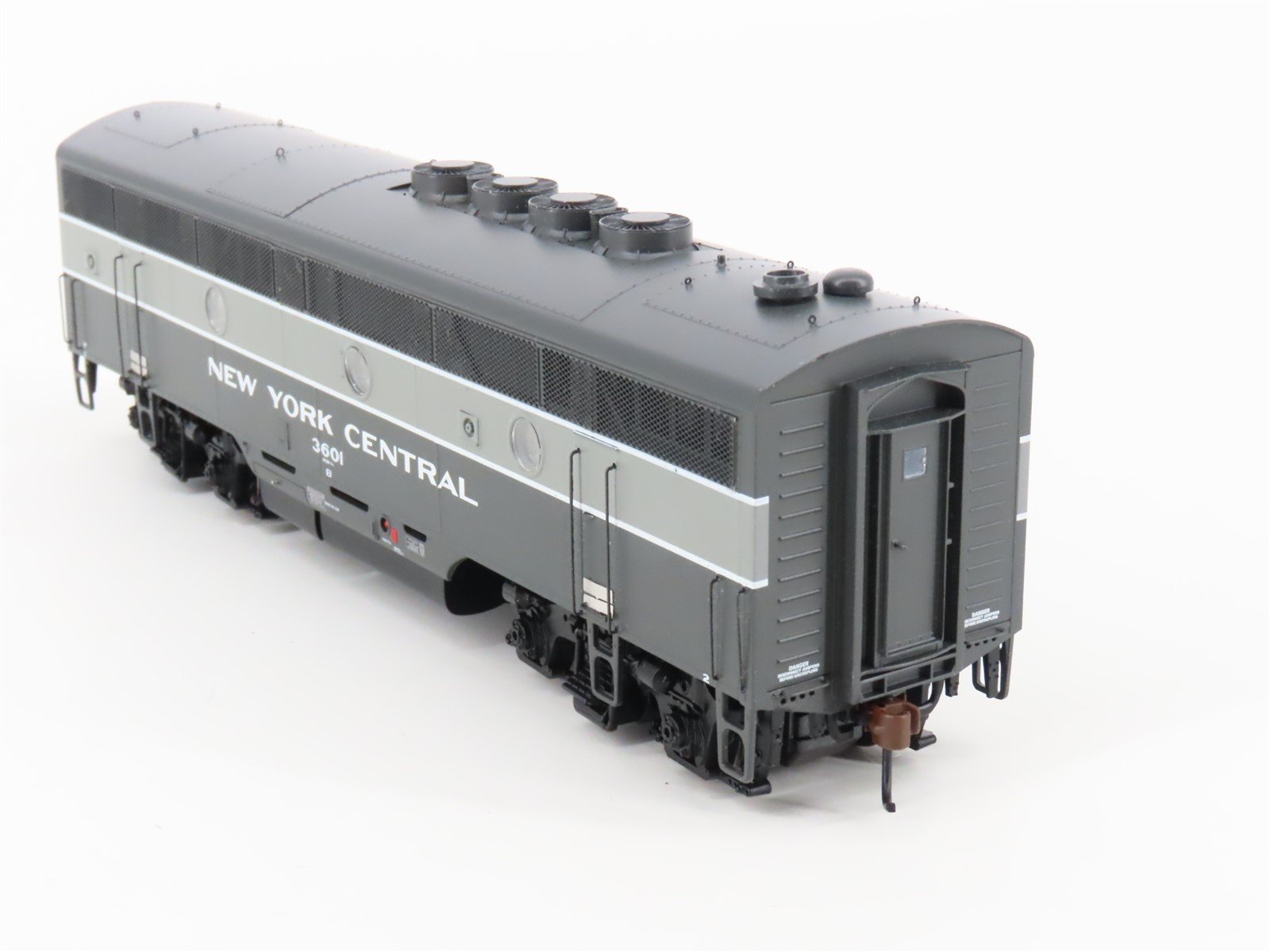 HO Athearn Genesis G22101B NYC New York Central F3B Diesel #3601 w/ DCC & Sound
