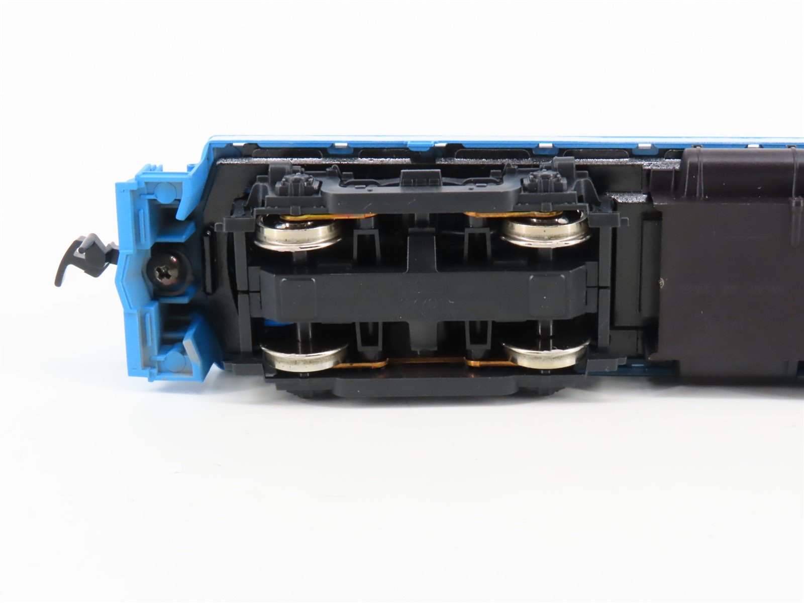 HO Scale Bev-Bel/Atlas 4303 B&M Boston & Maine RS3 Diesel Locomotive #1536