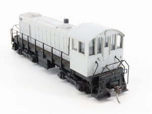 HO Scale Atlas 8070 Undecorated S-2 Diesel Locomotive