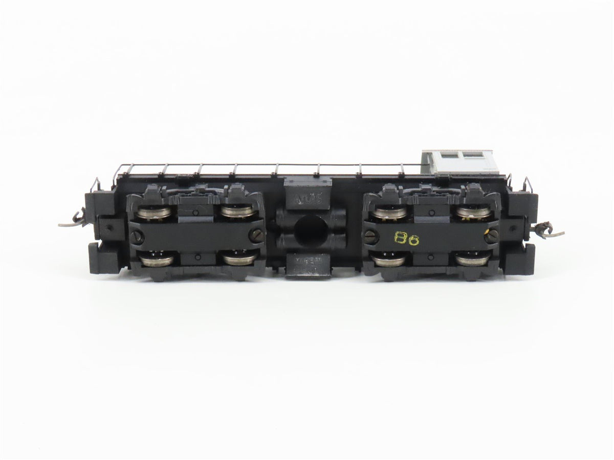 HO Scale Atlas 8070 Undecorated S-2 Diesel Locomotive