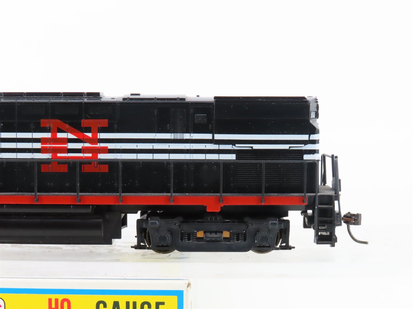 HO Scale Atlas 8038 NH New Haven C425 Diesel Locomotive #2553 w/ DCC