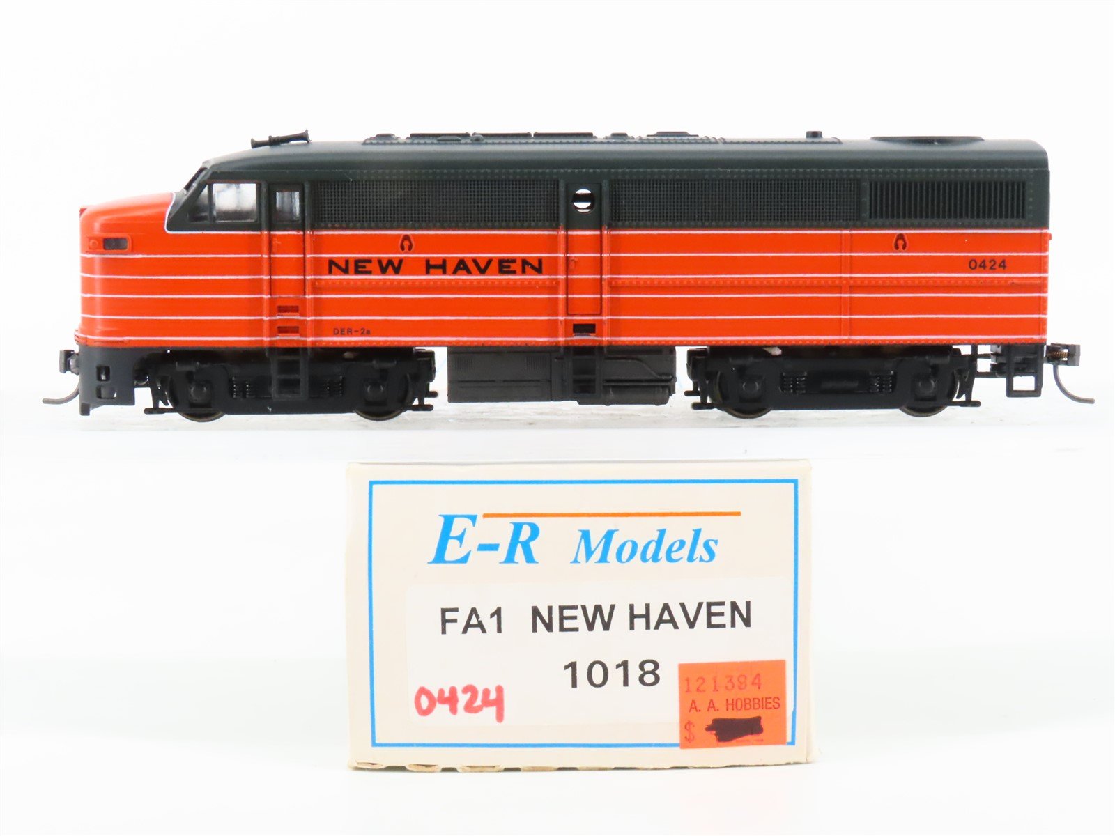 HO Scale E-R Models 1018 NH New Haven FA-1 Diesel Locomotive #0424