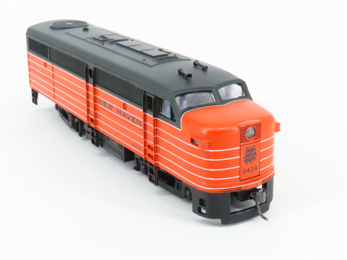 HO Scale E-R Models 1018 NH New Haven FA-1 Diesel Locomotive #0424