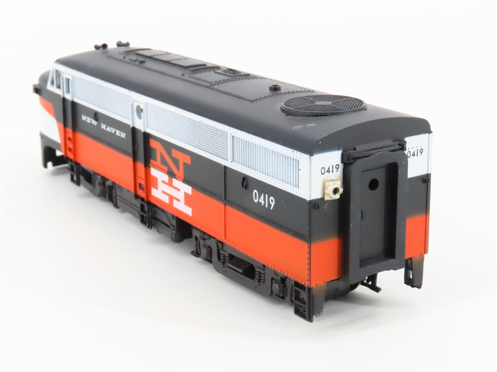 HO Scale E-R Models 1019-1 NH New Haven FA-1 Diesel Locomotive #0419 DCC ONLY
