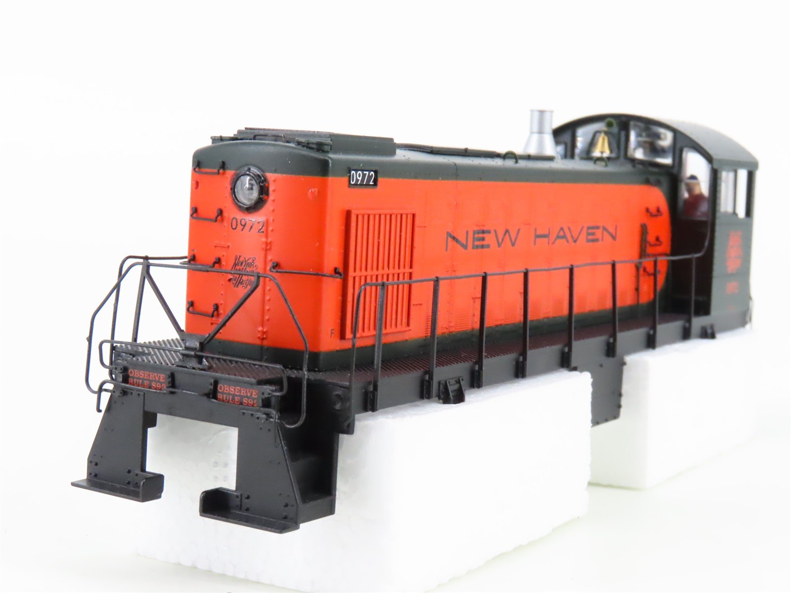 HO Scale Proto 2000 21359 NH New Haven S1 Diesel Locomotive #0972