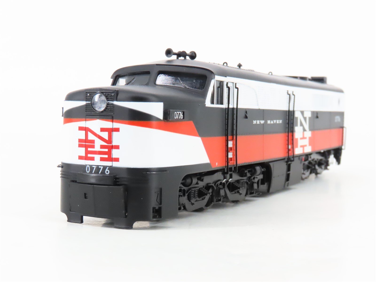 HO Scale Proto 2000 21683 NH New Haven PA-1 Diesel Locomotive #0776