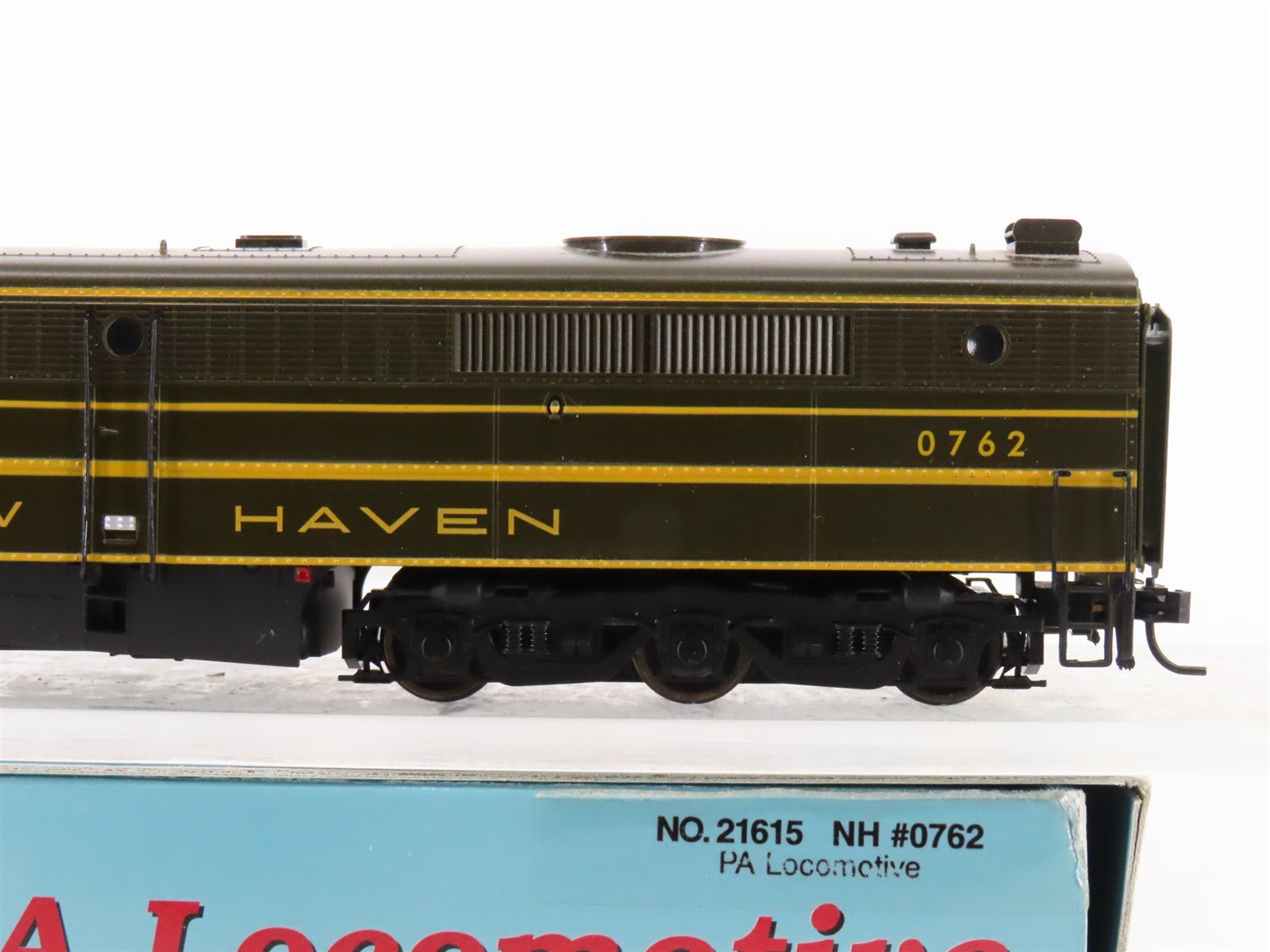 HO Scale Proto 2000 21615 NH New Haven PA-1 Diesel Locomotive #0762