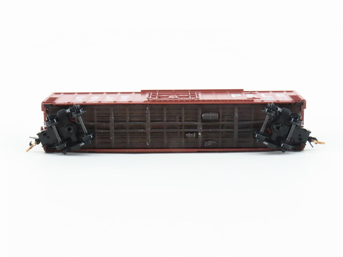 N Scale Kadee Micro-Trains MTL 27050 P&amp;LE Pittsburgh &amp; Lake Erie Box Car #6998
