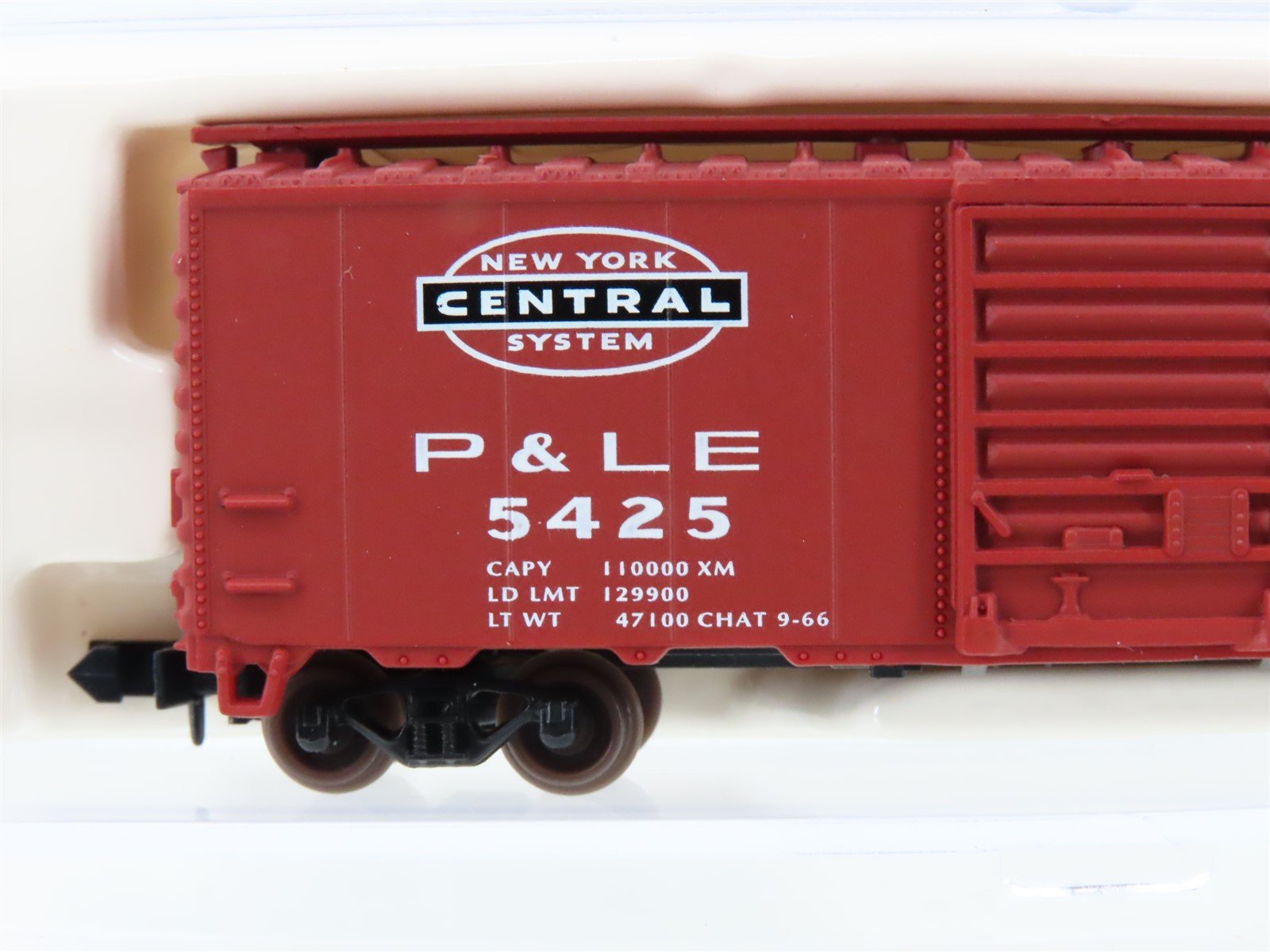 N Scale Atlas 34491 P&LE Pittsburgh & Lake Erie 40' Box Car #5425